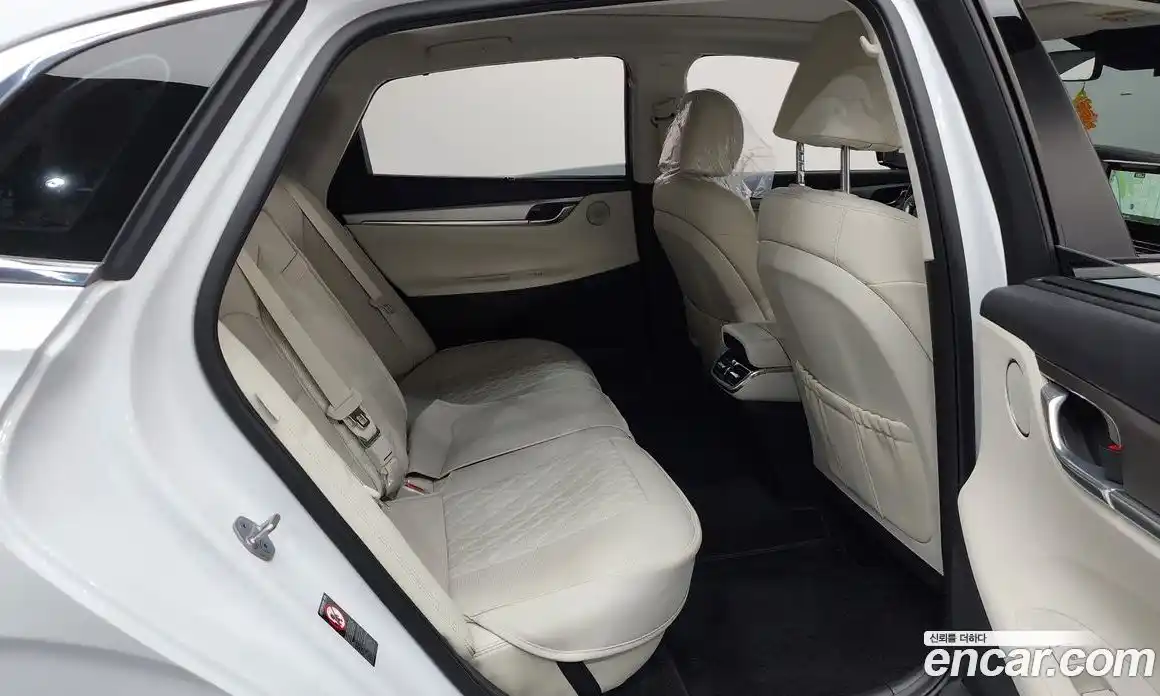 Hyundai Grandeur 2023 2.5 Автомат в Москве № 334805, фото 16