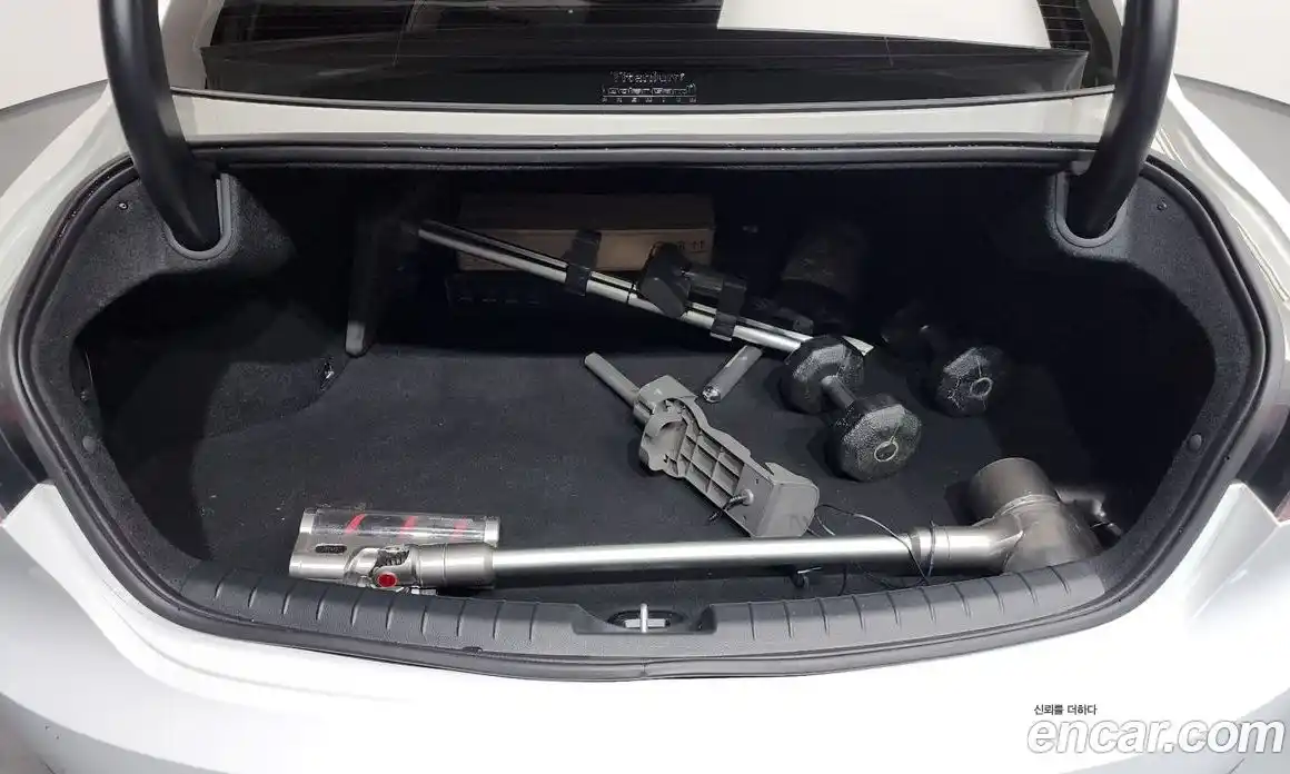 Hyundai Grandeur 2023 2.5 Автомат в Москве № 334805, фото 19