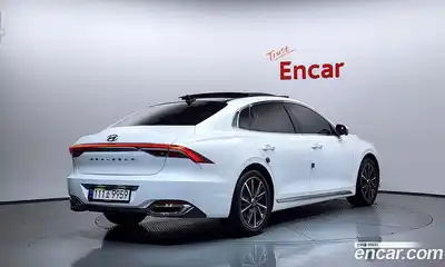 Hyundai Grandeur 2023 2.5 Автомат в Москве № 334805, миниатюра 5
