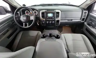 Dodge Ram Pick Up 2015 3.6 Автомат в Москве № 353799, миниатюра 7