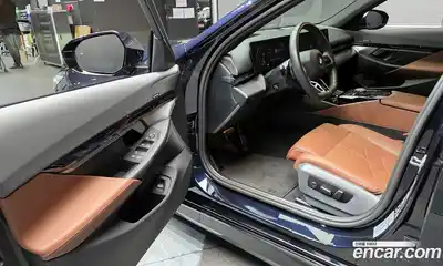 BMW 5-Series 2024 2.0 Автомат в Москве № 362443, миниатюра 11