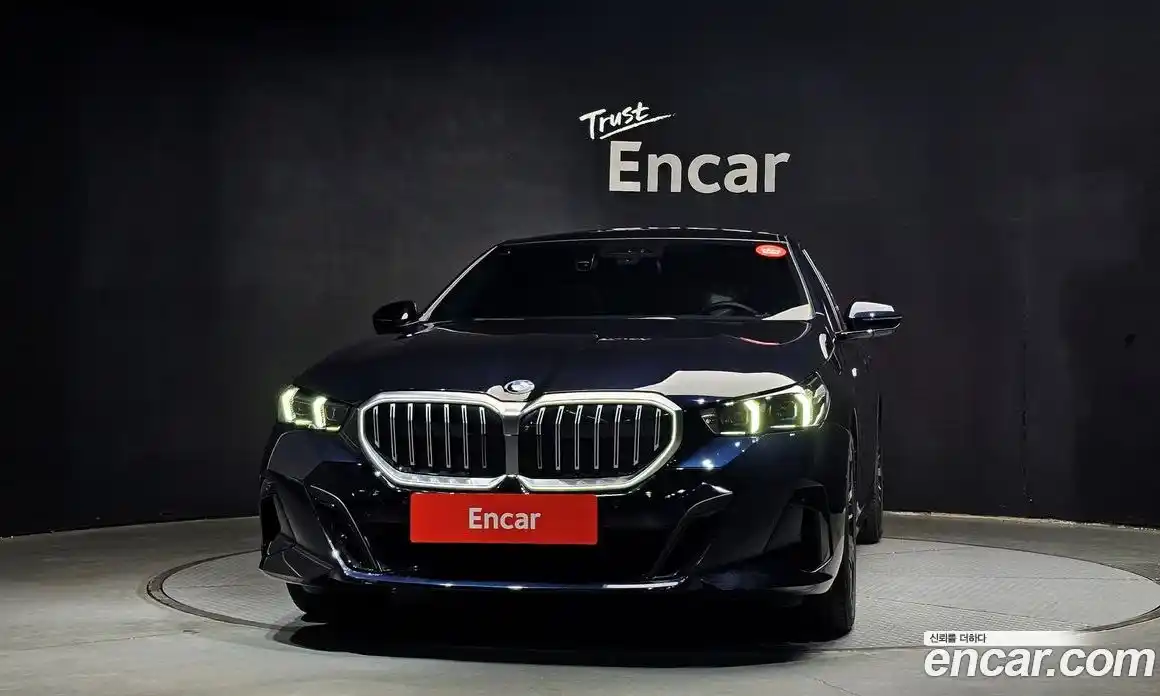 BMW 5-Series 2024 2.0 Автомат в Москве № 362443, фото 3