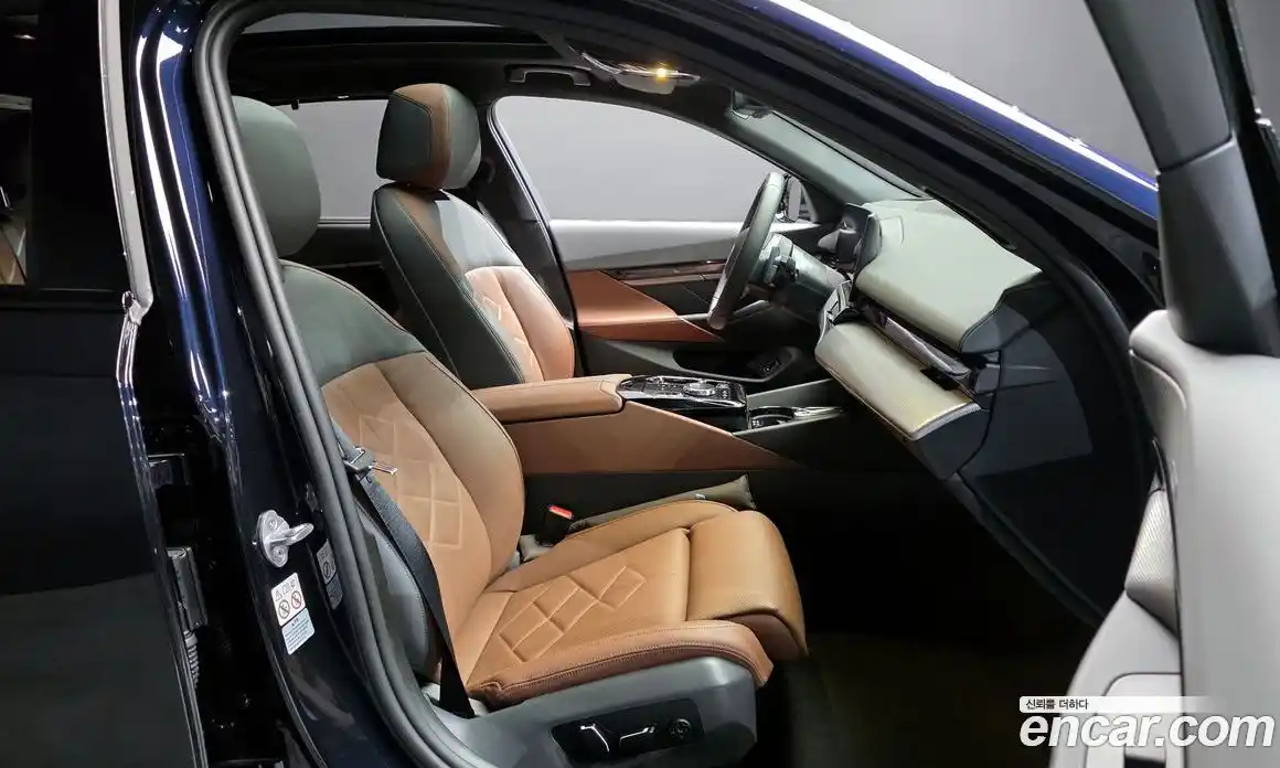 BMW 5-Series 2024 2.0 Автомат в Москве № 362443, фото 10