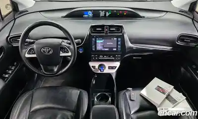 Toyota Prius 2018 1.8 Автомат в Москве № 384113, миниатюра 7