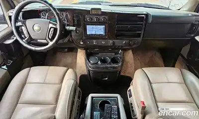 Chevrolet Express Van 2016 6.0 Автомат в Москве № 385218, миниатюра 7