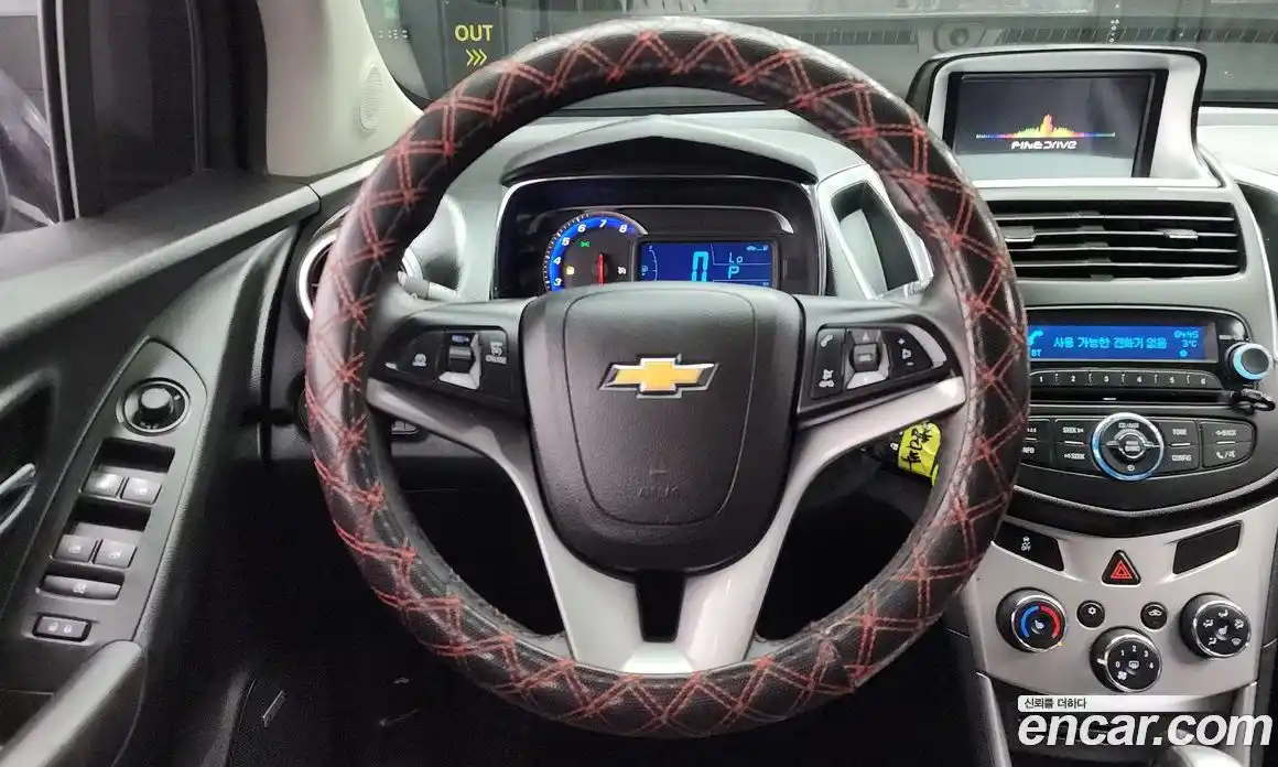 Chevrolet Trax 2015 1.4 Автомат в Москве № 38749, фото 13