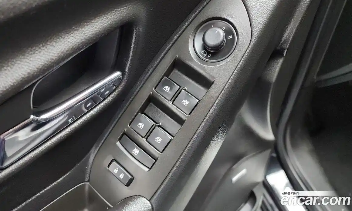 Chevrolet Trax 2015 1.4 Автомат в Москве № 38749, фото 18