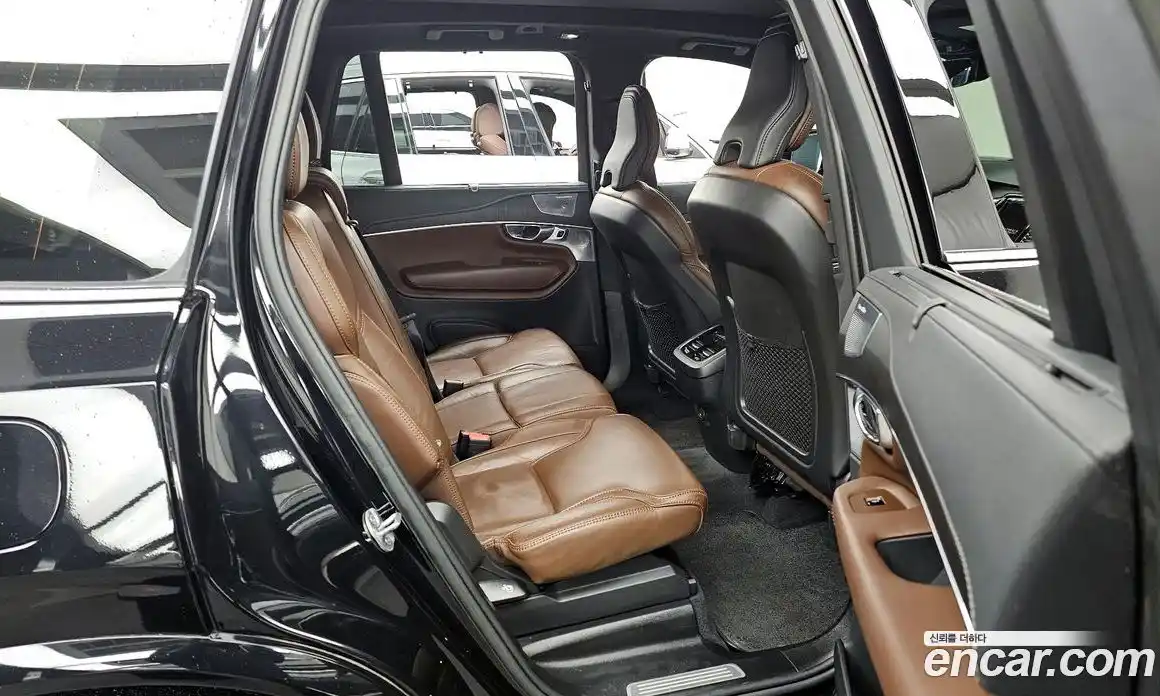 Volvo XC90 2023 2.0 Автомат в Москве № 392070, фото 12