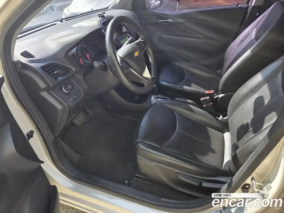 Chevrolet Spark 2018 1.0 Автомат в Москве № 397267, фото 14