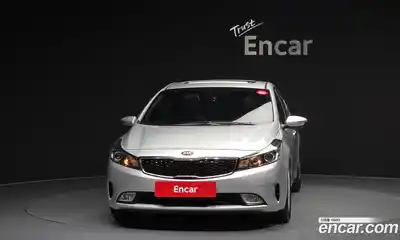 Kia K3 2016 1.6 Автомат в Москве № 399465, миниатюра 3