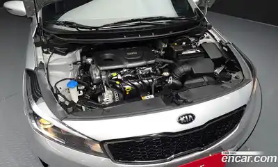 Kia K3 2016 1.6 Автомат в Москве № 399465, миниатюра 6