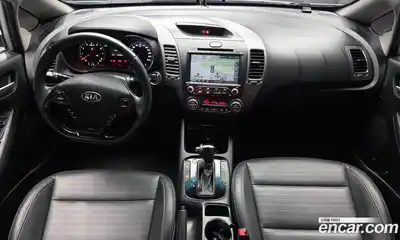Kia K3 2016 1.6 Автомат в Москве № 399465, миниатюра 7