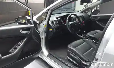 Kia K3 2016 1.6 Автомат в Москве № 399465, миниатюра 10