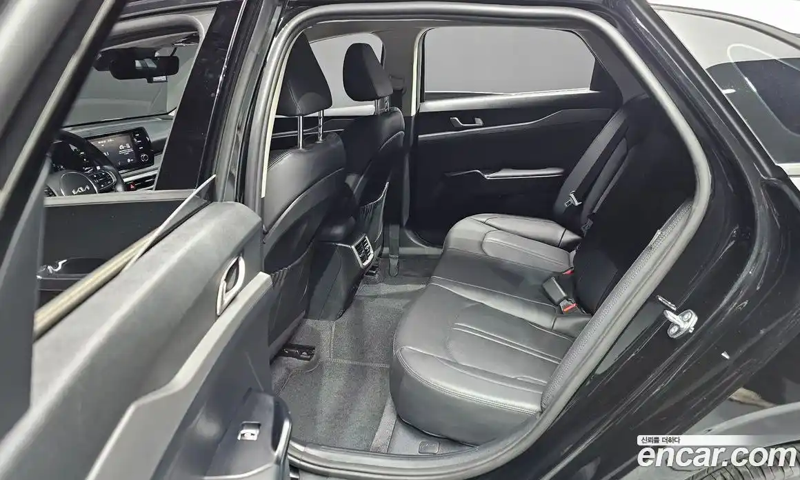 Kia K5 2023 2.0 Автомат в Москве № 403629, фото 12