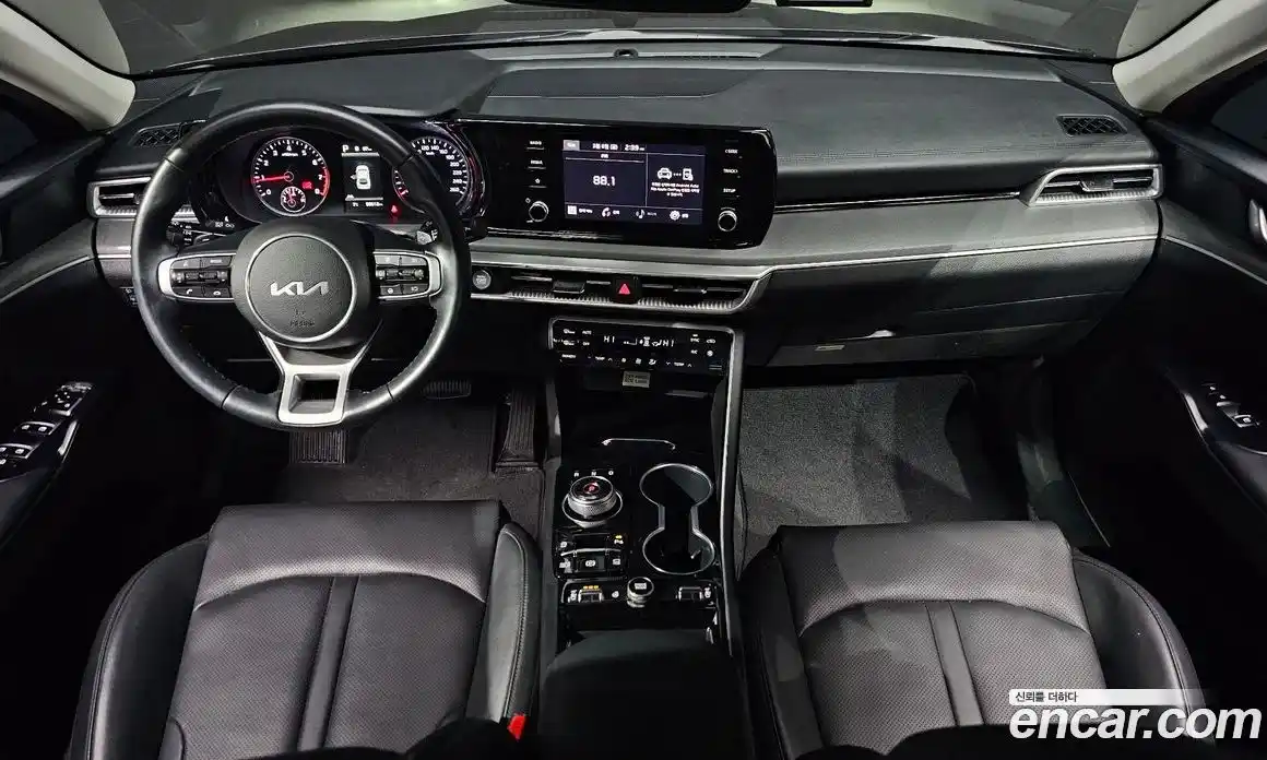 Kia K5 2023 2.0 Автомат в Москве № 403629, фото 7