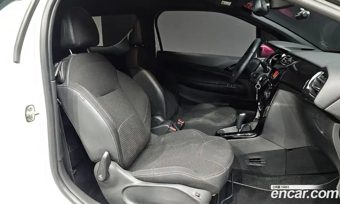 Citroen DS3 2013 1.6 Автомат в Москве № 407654, фото 10