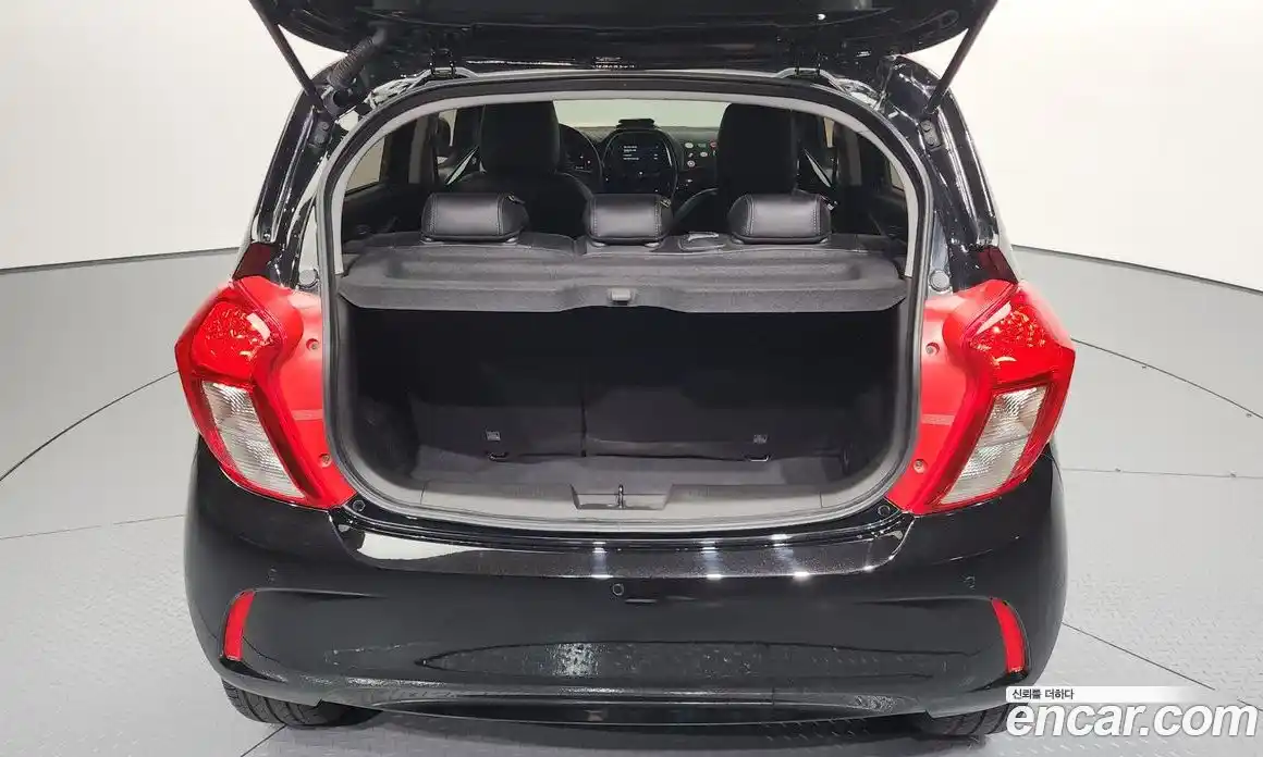 Chevrolet Spark 2021 1.0 Автомат в Москве № 40845, фото 10