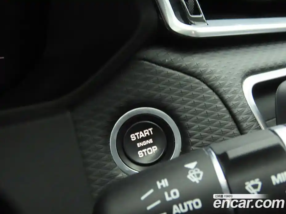 Land Rover Range-Rover Velar 2018 3.0 Автомат в Москве № 416353, фото 14