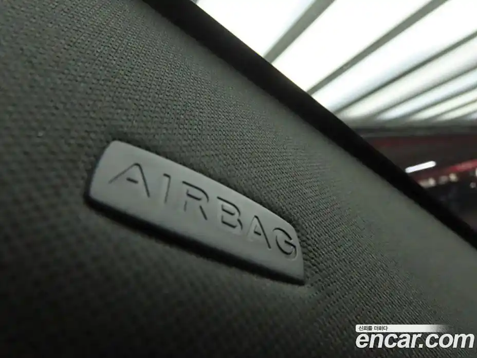 Land Rover Range-Rover Velar 2018 3.0 Автомат в Москве № 416353, фото 16