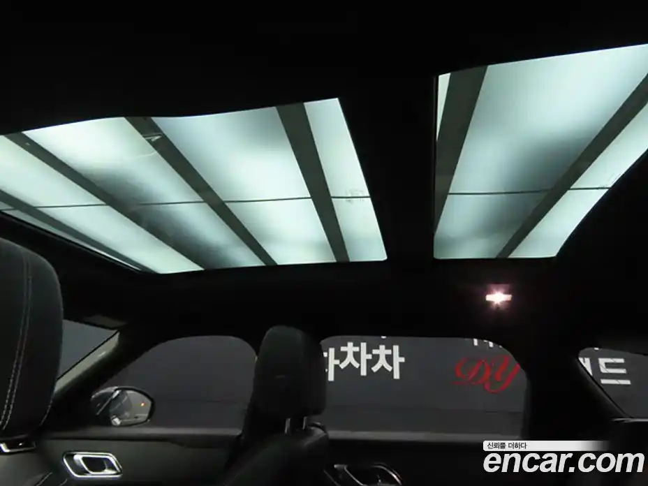 Land Rover Range-Rover Velar 2018 3.0 Автомат в Москве № 416353, фото 18