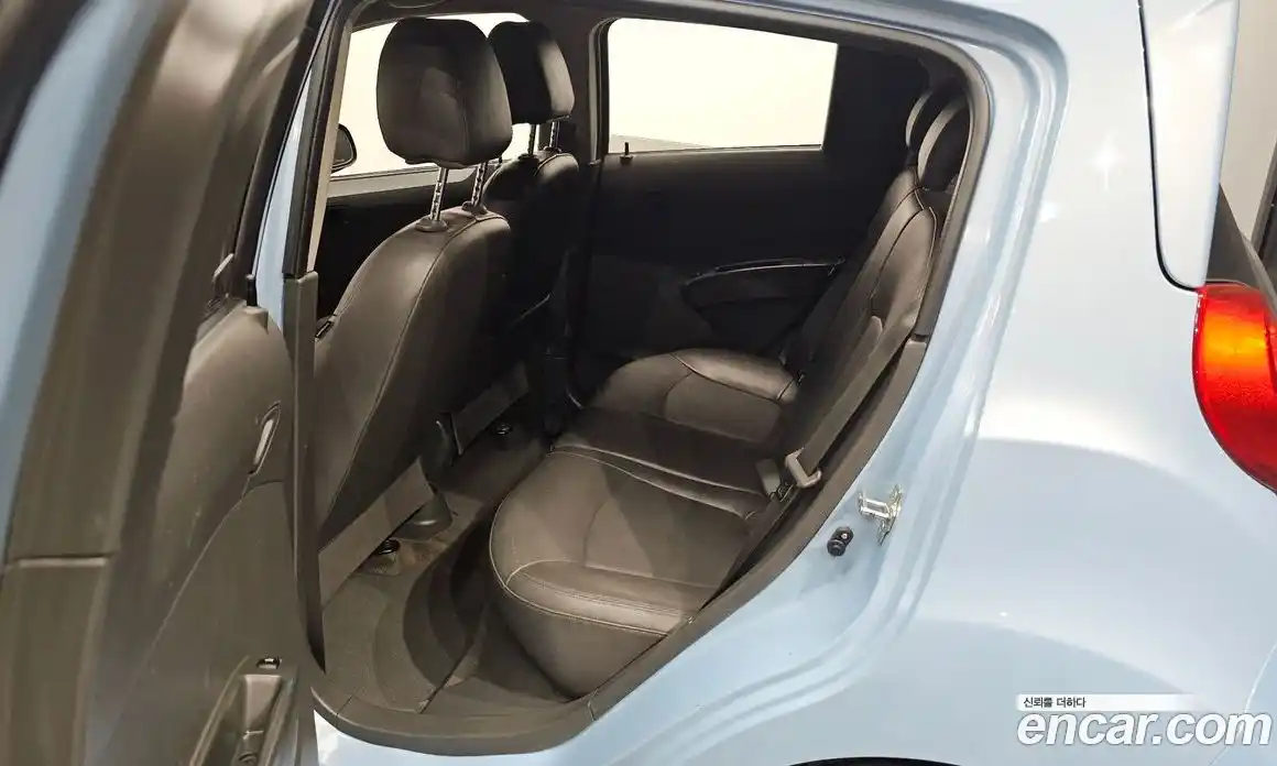 Chevrolet Spark 2014 1.0 Автомат в Москве № 42141, фото 17