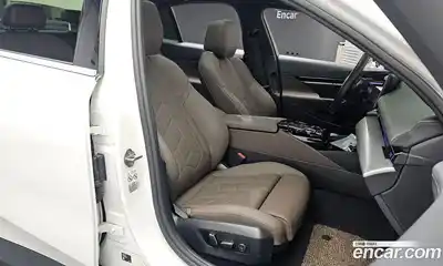 BMW 5-Series 2024 2.0 Автомат в Москве № 425086, миниатюра 12