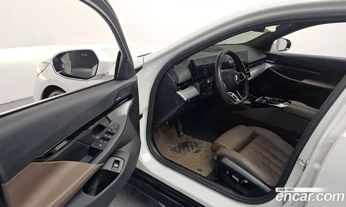 BMW 5-Series 2024 2.0 Автомат в Москве № 425086, фото 10