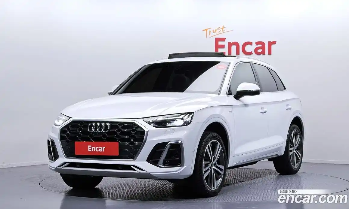 Audi Q5 2021 2.0 Автомат в Москве № 428859, фото 1