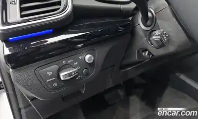 Audi Q5 2021 2.0 Автомат в Москве № 428859, миниатюра 12