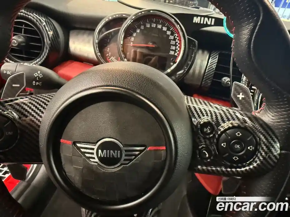 Mini Cooper 2019 2.0 Автомат в Москве № 432031, фото 17