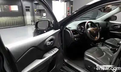 Jeep Cherokee 2019 2.4 Автомат в Москве № 432509, миниатюра 11