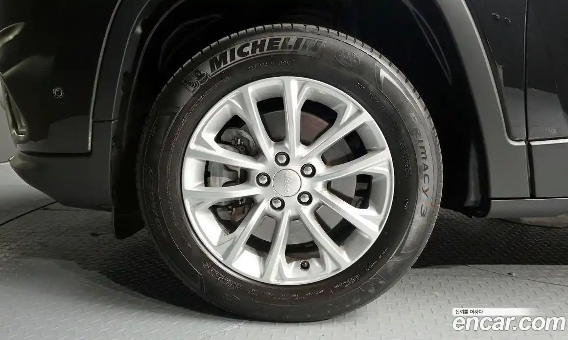 Jeep Cherokee 2019 2.4 Автомат в Москве № 432509, фото 5