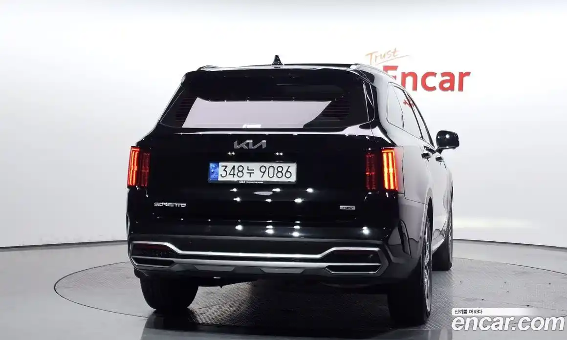 Kia Sorento 2023 1.6 Автомат в Москве № 452517, фото 4