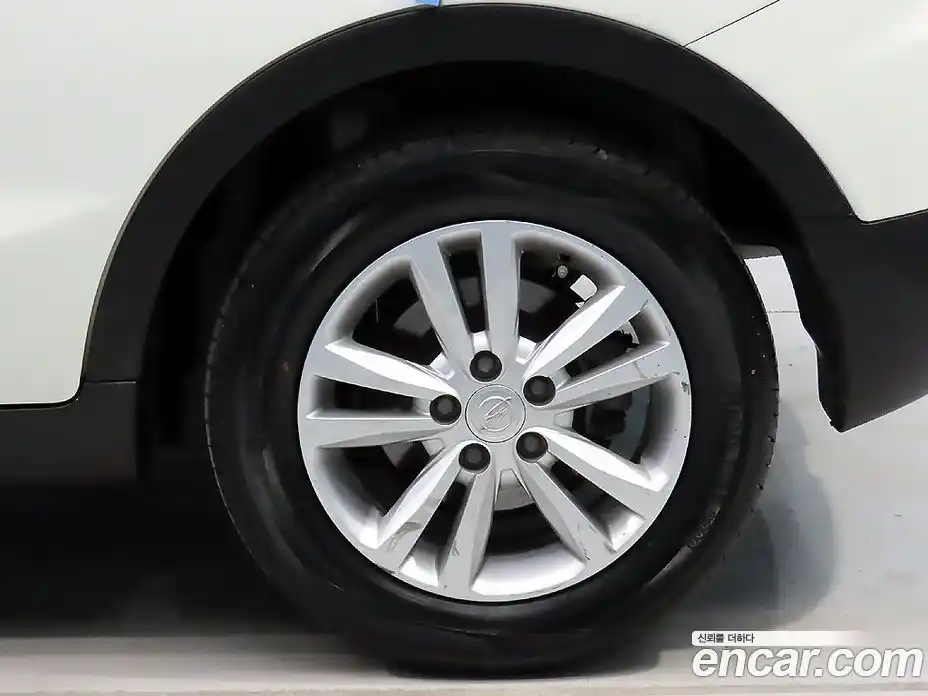 SsangYong TIBOLI 2016 1.6 Автомат в Москве № 454657, фото 19