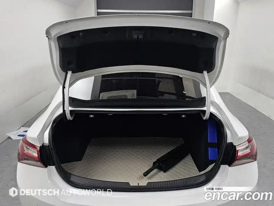 Chevrolet Malibu 2021 2.0 Автомат в Москве № 455028, фото 19