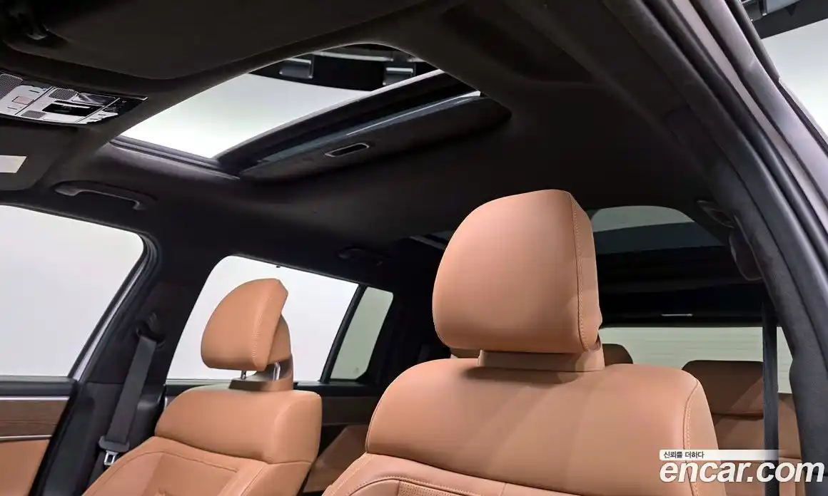 Hyundai Santa Fe 2024 1.6 Автомат в Москве № 457820, фото 19