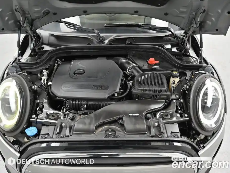 Mini Cooper Convertible 2022 1.5 Автомат в Москве № 459216, фото 6