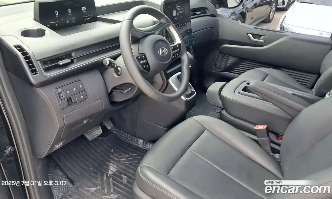 Hyundai Staria 2025 2.2 Автомат в Москве № 46848, фото 12