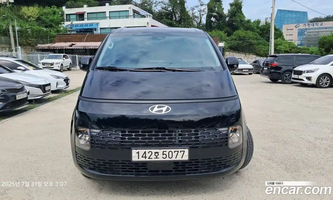 Hyundai Staria 2025 2.2 Автомат в Москве № 46848, фото 3