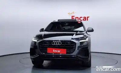 Audi Q8 2023 3.0 Автомат в Москве № 468693, миниатюра 3