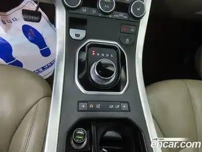 Land Rover Range-Rover Evoque 2014 2.2 Автомат в Москве № 471635, миниатюра 11