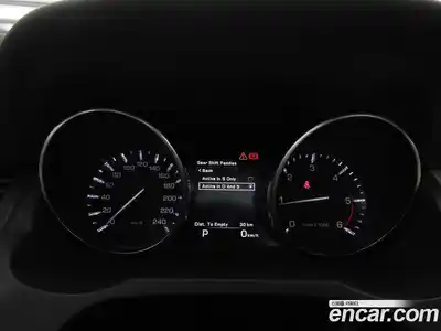 Land Rover Range-Rover Evoque 2014 2.2 Автомат в Москве № 471635, миниатюра 9