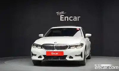 BMW 3-Series 2022 2.0 Автомат в Москве № 491835, миниатюра 3