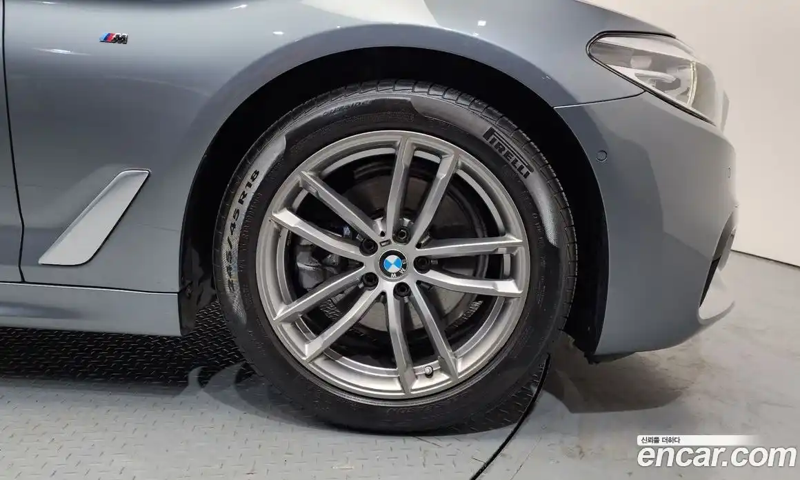 BMW 5-Series 2018 2.0 Автомат в Москве № 492520, фото 5