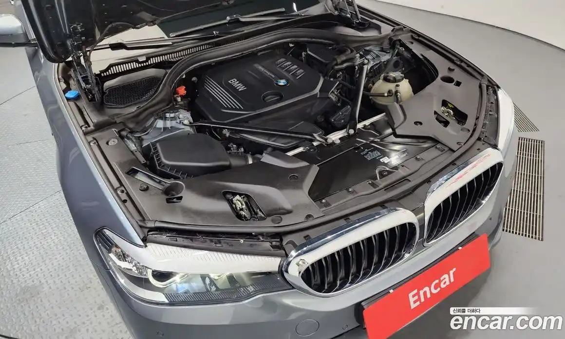 BMW 5-Series 2018 2.0 Автомат в Москве № 492520, фото 6