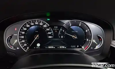 BMW 5-Series 2018 2.0 Автомат в Москве № 492520, миниатюра 8