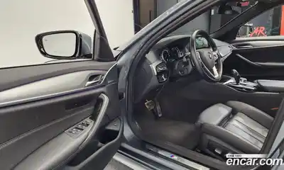 BMW 5-Series 2018 2.0 Автомат в Москве № 492520, миниатюра 10