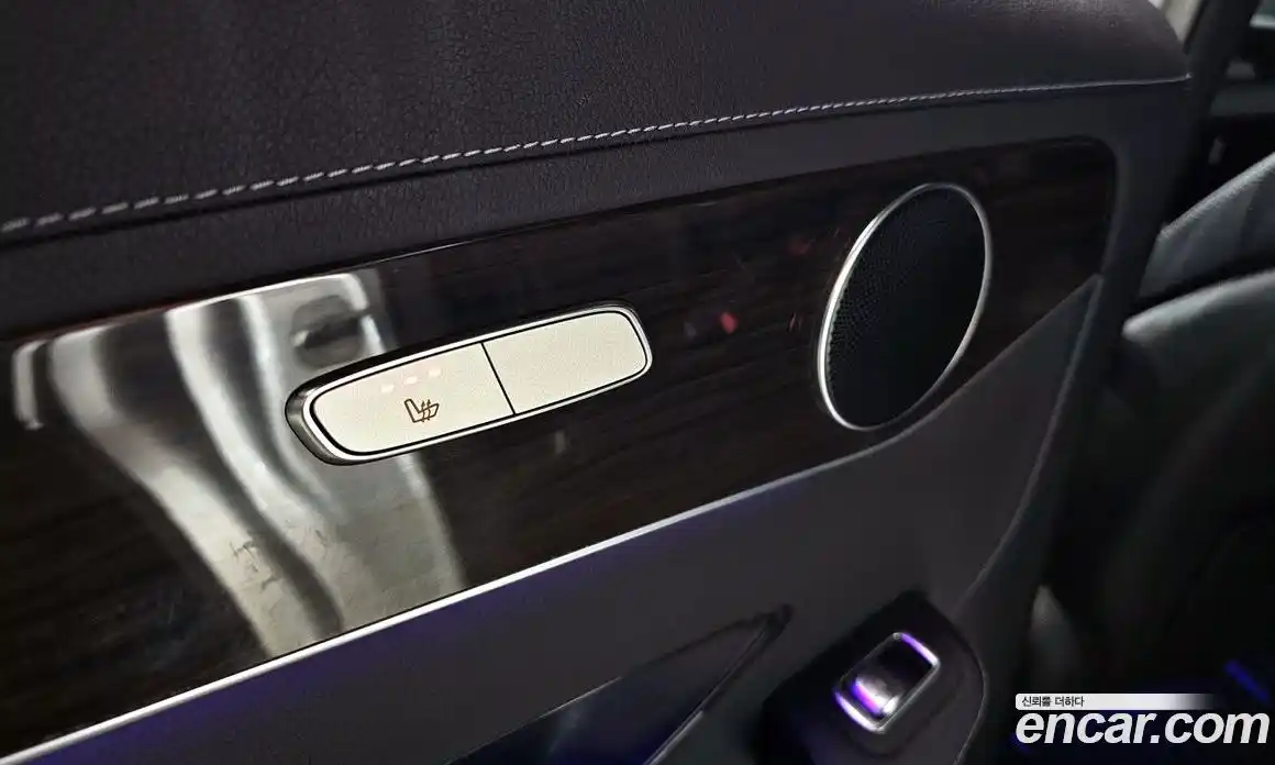 Mercedes-Benz GLC-Class 2020 2.0 Автомат в Москве № 494226, фото 17