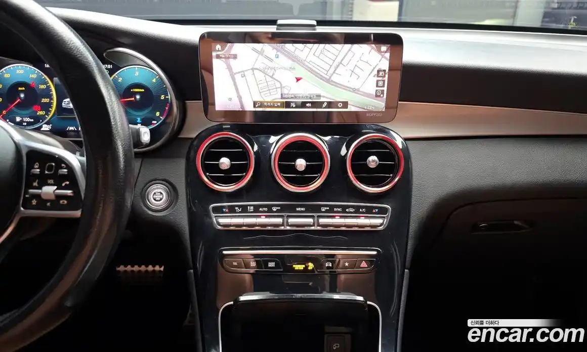 Mercedes-Benz GLC-Class 2021 1.9 Автомат в Москве № 494853, фото 16