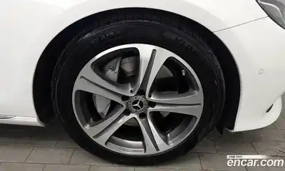 Mercedes-Benz E-Class 2020 2.0 Автомат в Москве № 494980, миниатюра 5